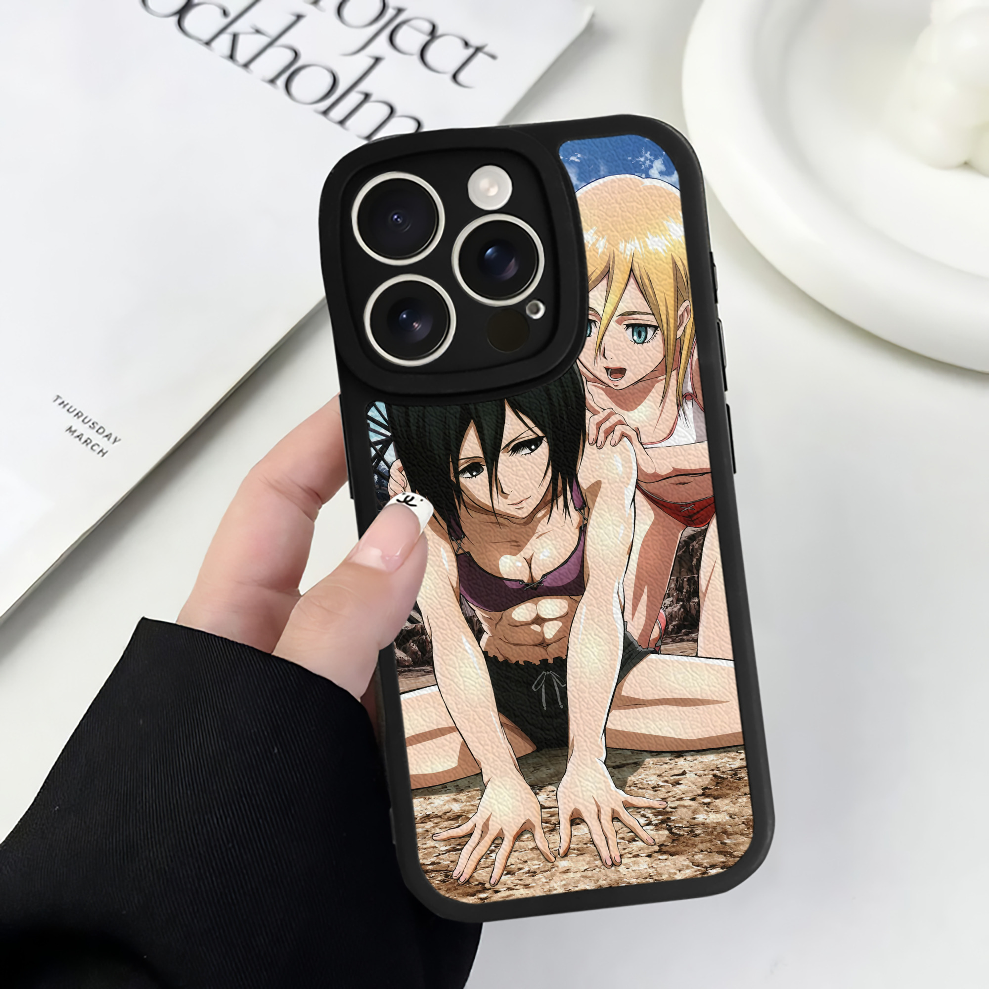 （画像用） 進撃の巨人 Attack on Titan 【iPhone 16シリーズ対応】シリコンスマホケース（レザー調） 材質：シリコン